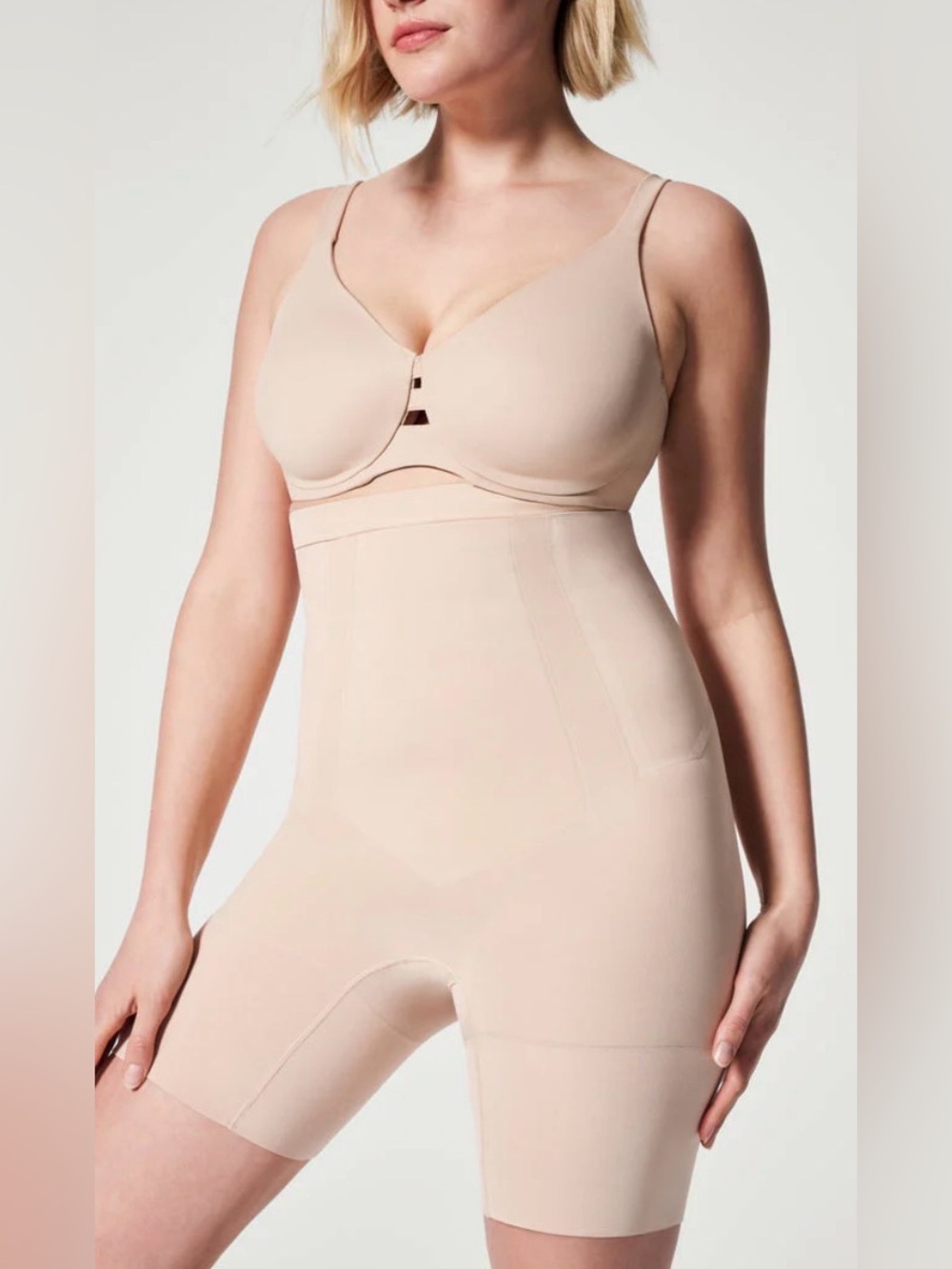 Spanx Oncore High Waisted Mid-thigh short size Medium in soft nude SS1915 NWT - Picture 2 of 11